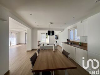  Villa � vendre 9 pi�ces 162 m�