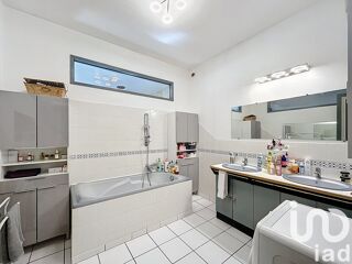  Appartement � vendre 4 pi�ces 119 m�