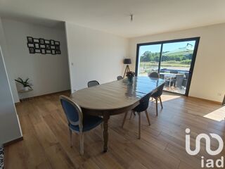  Villa  vendre 7 pices 195 m