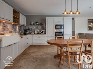  Maison  vendre 6 pices 126 m