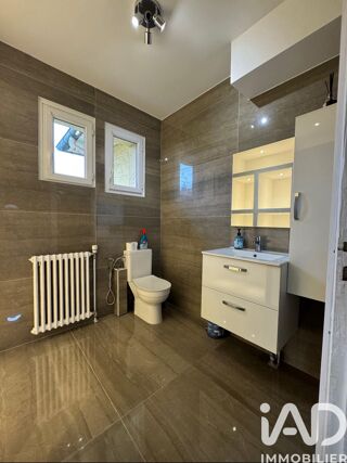  Maison � vendre 8 pi�ces 320 m�