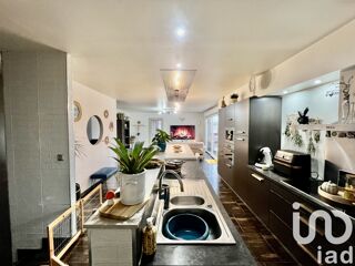  Immeuble � vendre 275 m�