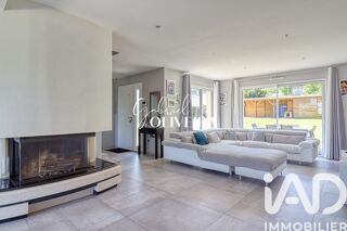  Maison  vendre 7 pices 210 m