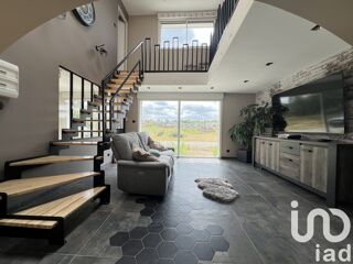  Maison � vendre 9 pi�ces 360 m�