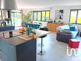  Maison  vendre 8 pices 212 m