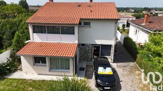  Maison  vendre 9 pices 170 m