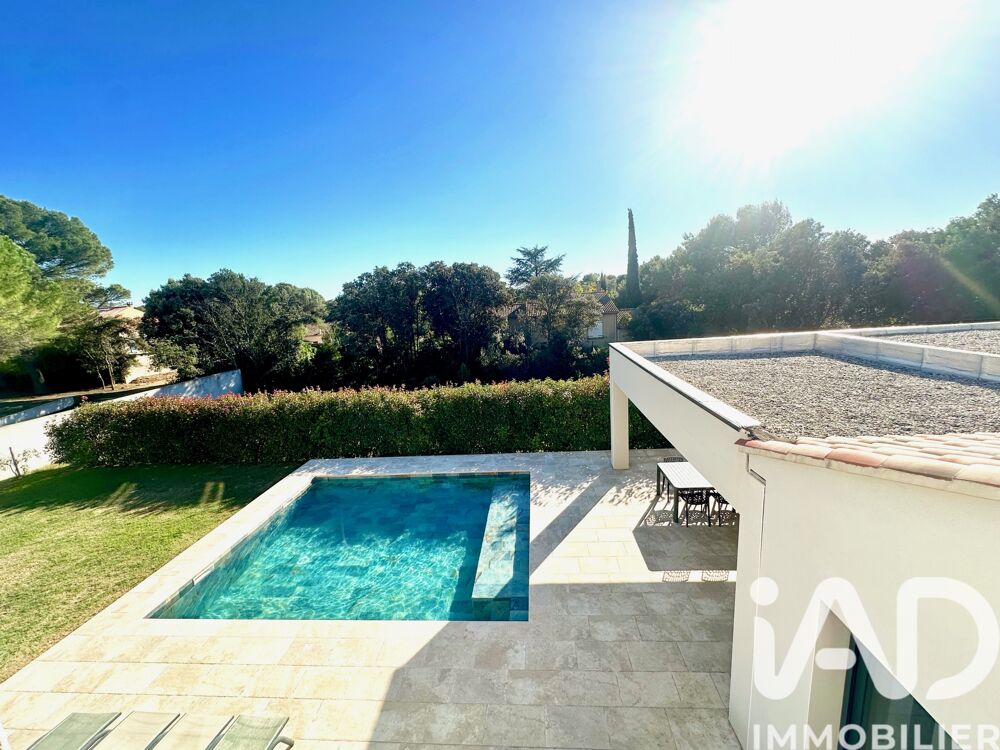  vendre  Villa Uchaux (84100)