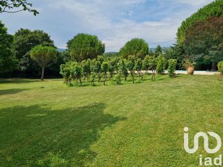  Villa  vendre 6 pices 195 m