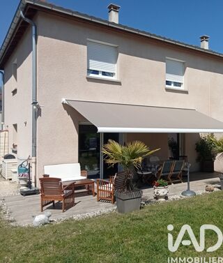 Maison 4 pièces 92 m² · à Le Pont-de-Beauvoisin · 92 m² · 82 000 €