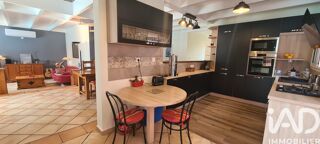  Maison � vendre 6 pi�ces 205 m�