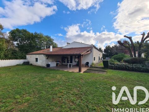   Vente Maison de campagne 7 pi�ces Maison - 7 pi�ce(s) - 220 m�