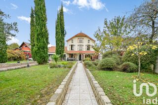  Maison  vendre 11 pices 240 m