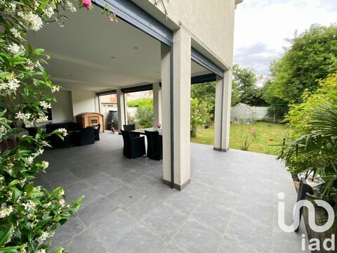   Vente Maison/villa 8 pices Maison - 8 pice(s) - 170 m