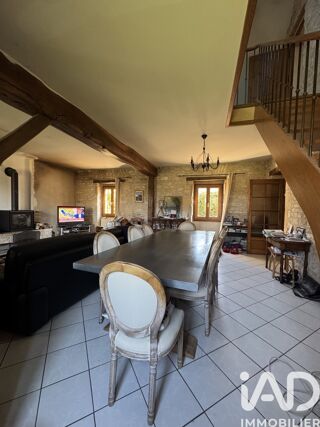  Maison � vendre 10 pi�ces 213 m�