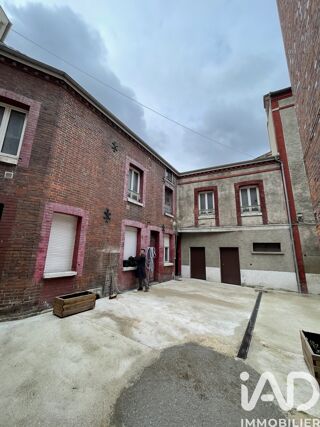  Immeuble � vendre 636 m�