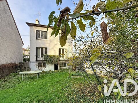   Vente Maison traditionnelle 7 pi�ces Maison - 7 pi�ce(s) - 120 m�