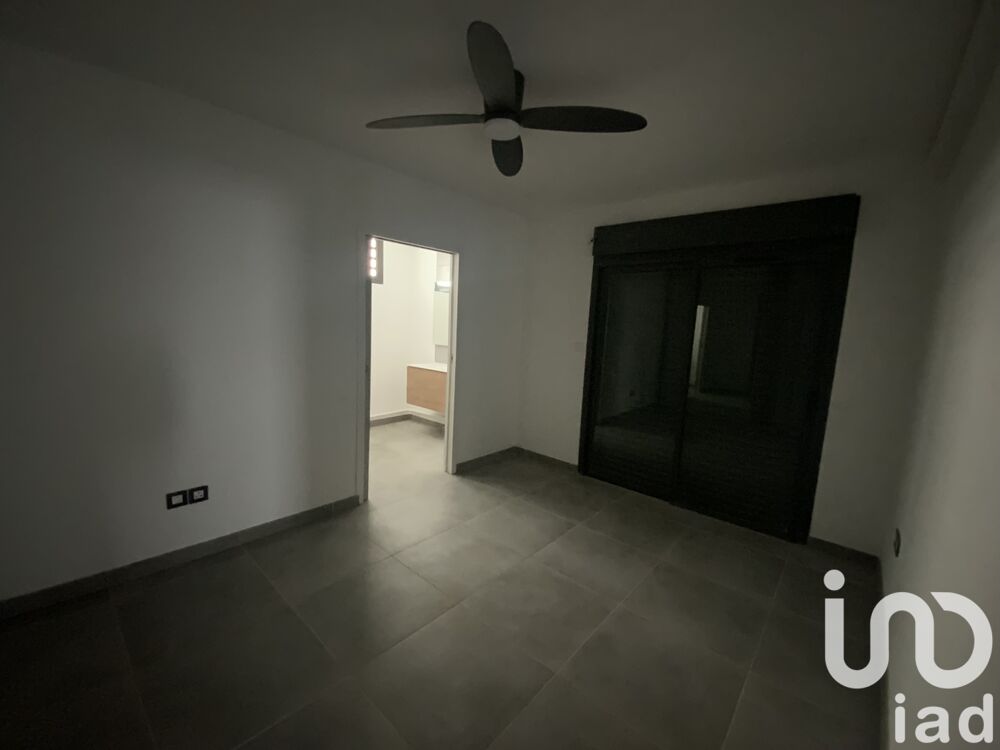 � vendre  Appartement Saint-Gilles Les Bains (97434)