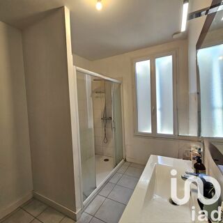  Immeuble � vendre 210 m�