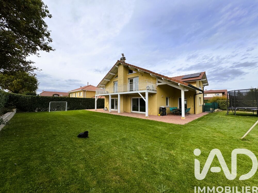 � vendre  Maison Saint-Julien-en-Genevois (74160)