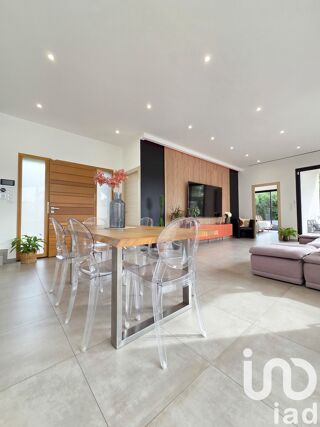  Villa  vendre 5 pices 207 m