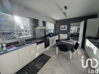  Maison  vendre 9 pices 245 m