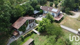  Maison  vendre 15 + pices 303 m