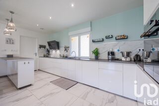  Appartement  vendre 6 pices 176 m