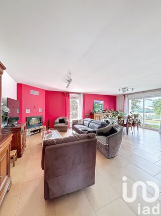  Maison  vendre 7 pices 175 m