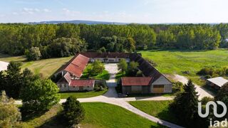  Maison  vendre 5 pices 2411 m