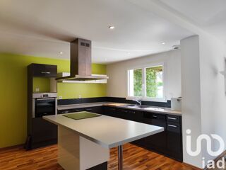  Maison � vendre 7 pi�ces 195 m�