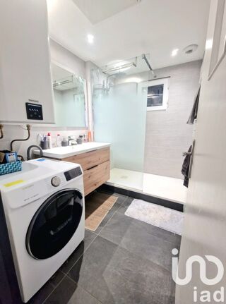  Appartement  vendre 4 pices 82 m