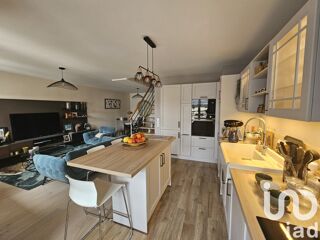  Appartement  vendre 4 pices 105 m