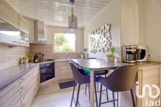  Maison � vendre 9 pi�ces 200 m�