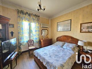  Maison  vendre 8 pices 220 m