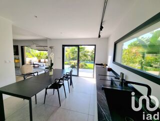  Villa  vendre 4 pices 139 m