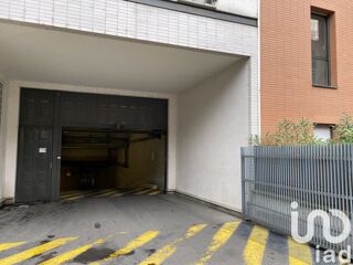  Parking / Garage  vendre 12 m