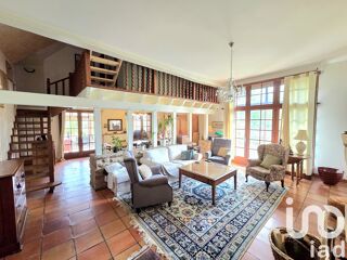  Maison � vendre 10 pi�ces 216 m�