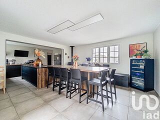  Maison � vendre 8 pi�ces 211 m�