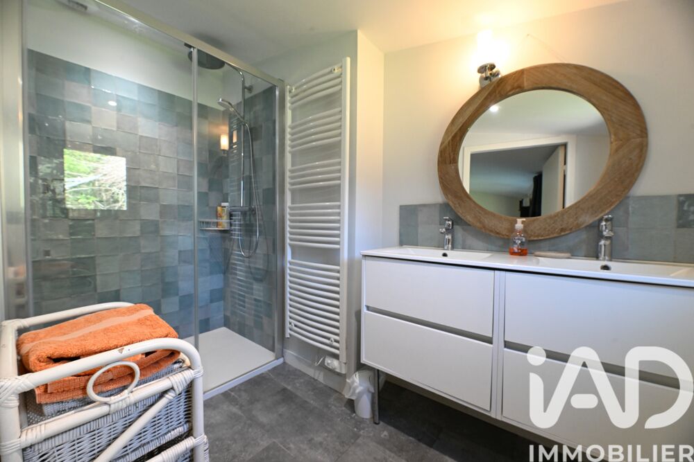 � vendre  Maison Saint-Martin-de-R� (17410)