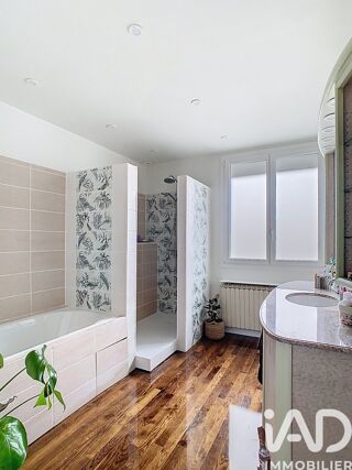  Maison � vendre 6 pi�ces 215 m�