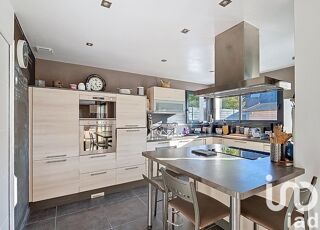  Villa � vendre 6 pi�ces 143 m�