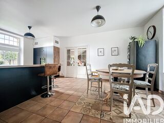  Maison  vendre 9 pices 224 m