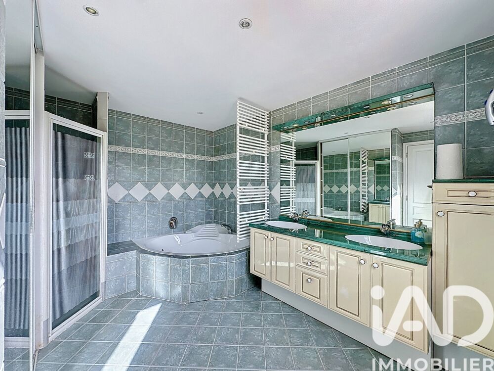 � vendre  Maison Montauroux (83440)