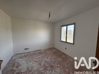  Immeuble � vendre 203 m�