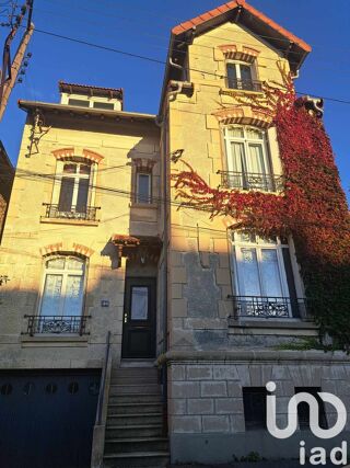  Maison  vendre 9 pices 190 m