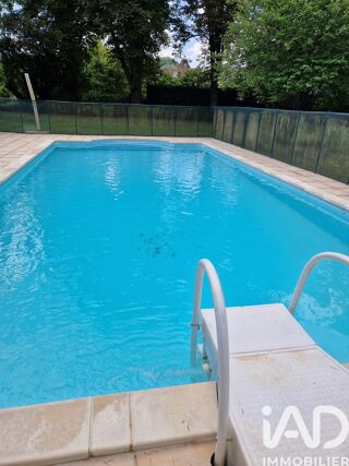  Maison � vendre 15 + pi�ces 270 m�