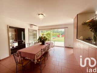  Villa � vendre 10 pi�ces 245 m�