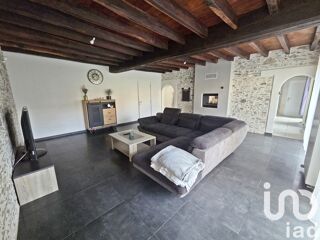  Maison  vendre 10 pices 270 m