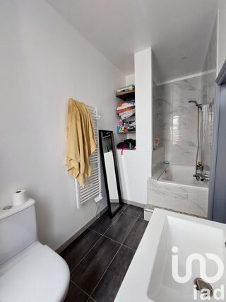  Maison � vendre 10 pi�ces 185 m�