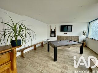  Maison � vendre 15 + pi�ces 317 m�